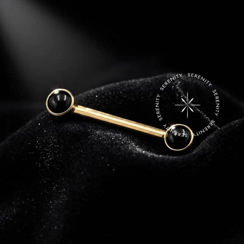 TN1121 - Nipple Ônix Cultivada em Laboratório Push Pin - Titânio Revestido de Ouro 18k — foto 1