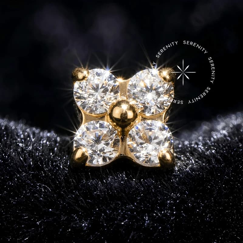 TN2210 - Topo Micro Trevo Push Pin - Titânio Revestido de Ouro 18k — foto 1