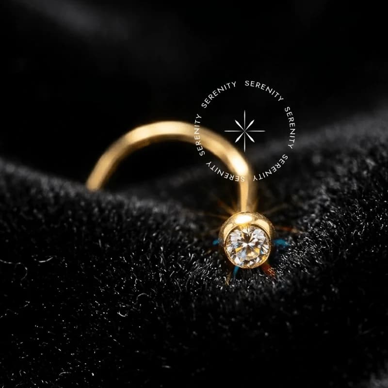 OR04 - Piercing Aba Nasal Nostril Anzol com Zircônia Premium - Ouro 18K Maciço — foto 1