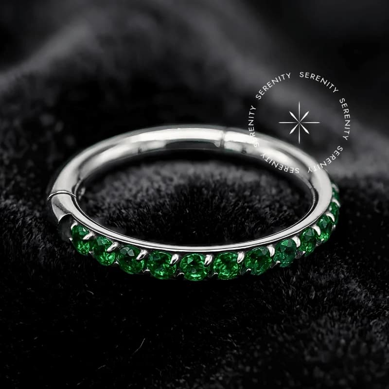TN1859 - Argola Clicker Verde Esmeraldina - Titânio Grau Implante (ASTM F136) — foto 1
