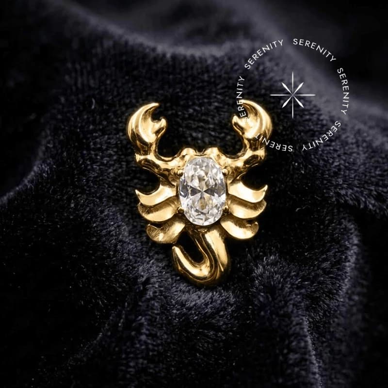 TN714 - Topo Escorpião Cravejado Luxo - Titânio Revestido de Ouro 18k — foto 1
