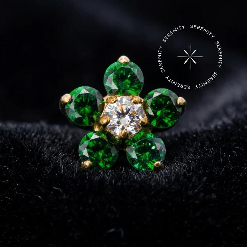 TN2352 - Topo Flor Cravejado Verde Push Pin - Titânio Revestido de Ouro 18k — foto 1