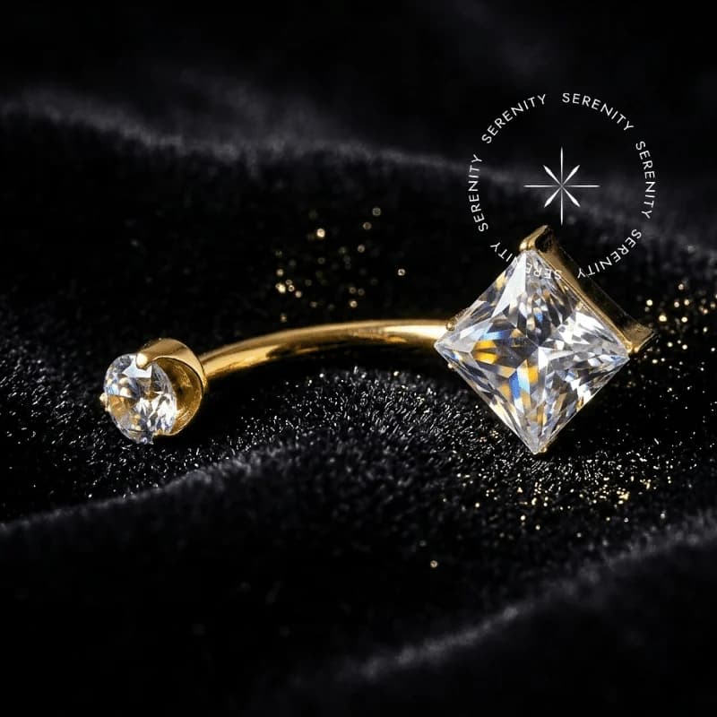 TN1226 - Piercing Umbigo Zircônia Quadrada - Titânio Revestido de Ouro 18k — foto 1