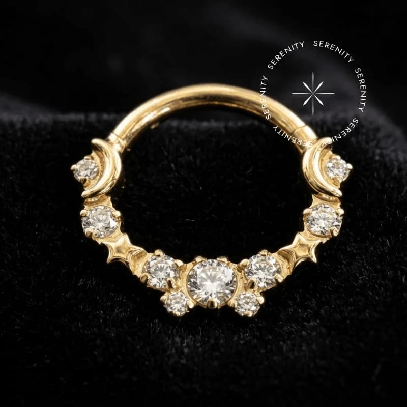 PVD 1180 - Argola Clicker Frontal Cravejada Celestial - Titânio Revestido de Ouro 18k — foto 1