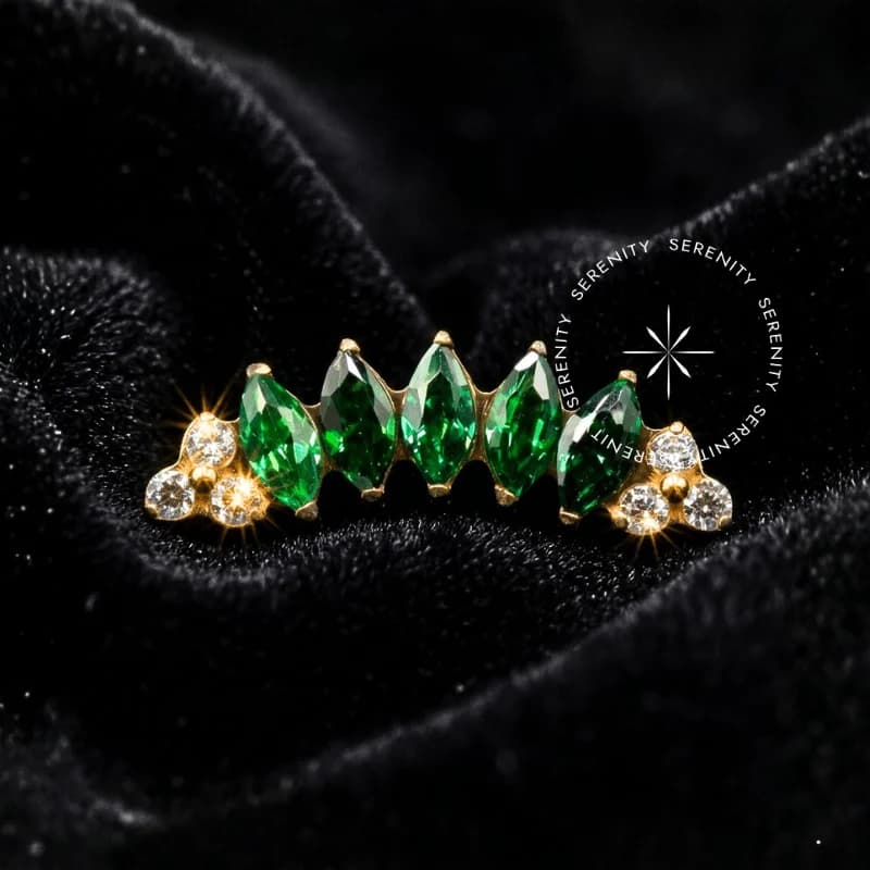 TN1103 - Topo Cluster Marquise e Cristal - Titânio Revestido de Ouro 18k — foto 1