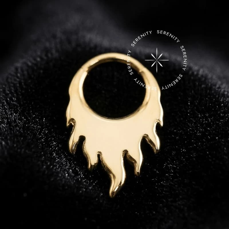 TN1347 - Argola Chamas Frontal - Titânio Revestido de Ouro 18k — foto 1