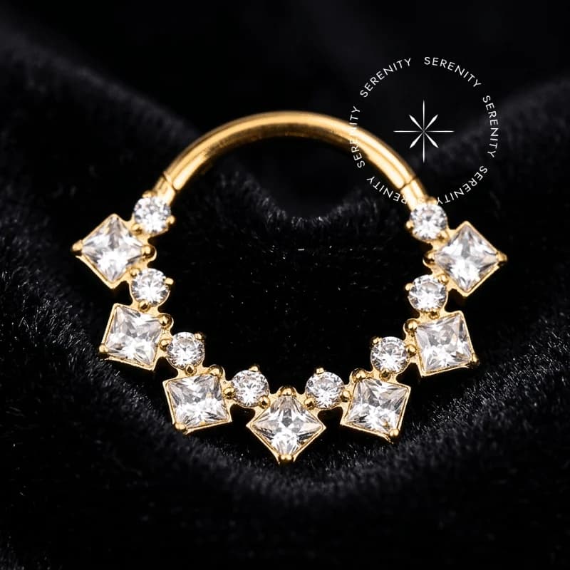 TN1905 - Argola Frontal 15 Zircônias - Titânio Revestido de Ouro 18k — foto 1
