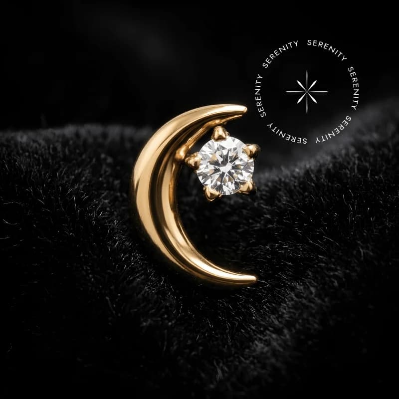 TN1286 - Topo Lua com Estrela Cravejado - Titânio Revestido de Ouro 18k — foto 1