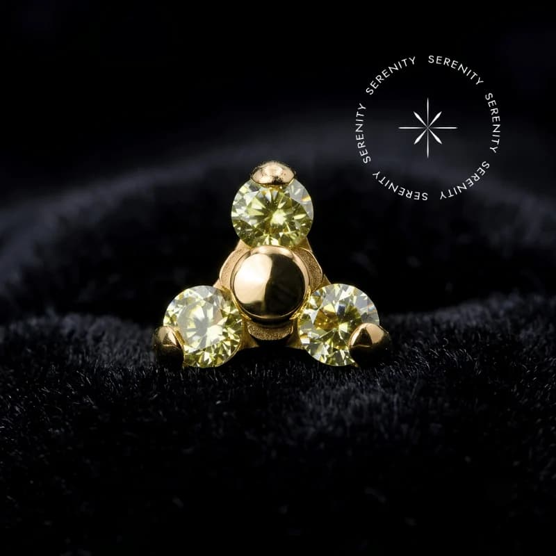 TN2281 - Topo Trinity Cravejado Push Pin - Titânio Revestido de Ouro 18k — foto 1