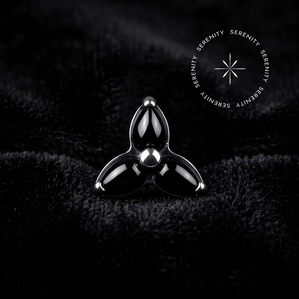 TN999 - Topo Cravejado Trinity Navetes Ônix Black- Titânio Grau Implante (ASTM F136) — foto 1
