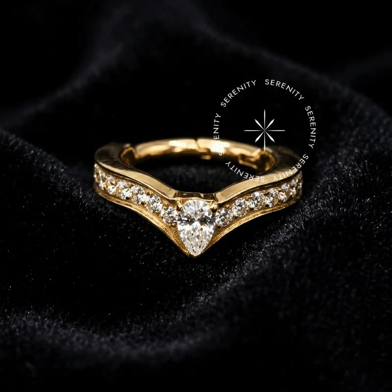 TN1173 - Argola Lateral Gota Central - Titânio Revestido de Ouro 18k — foto 1