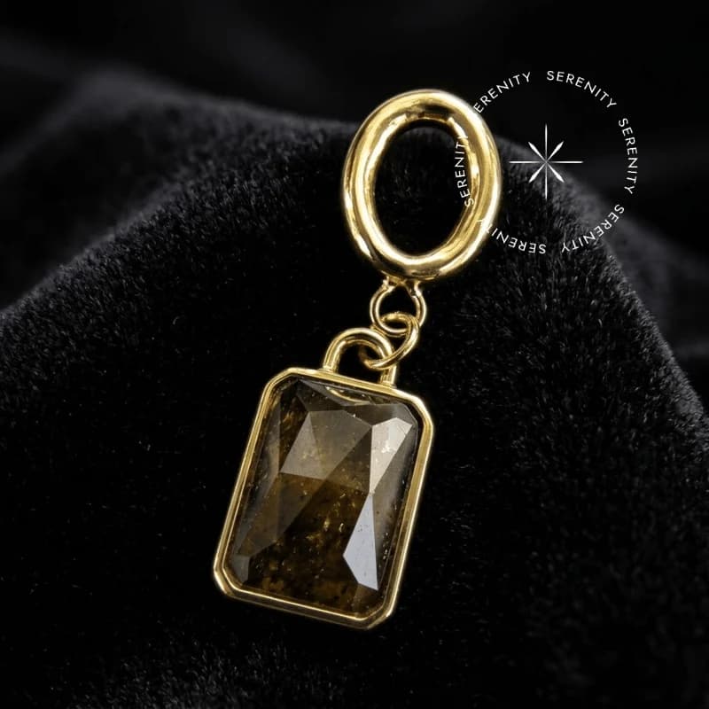PVD296 - Pingente com Pedra Natural Marrom - Titânio Revestido de Ouro 18k — foto 1
