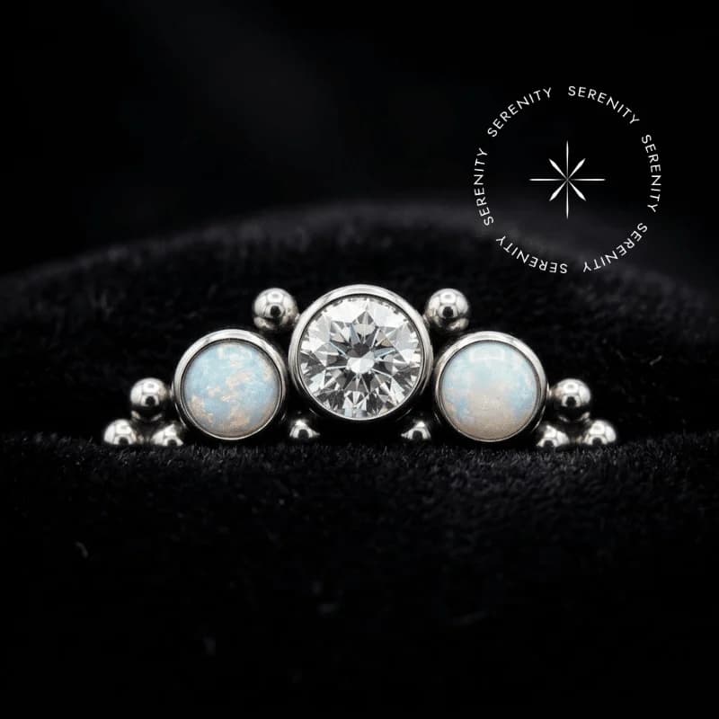 TN1792 - Topo Cluster Cravejado com Opalas Esféricas e Zircônia Central - Titânio Grau Implante (ASTM F136) — foto 1