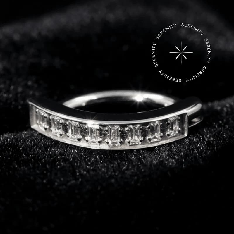 TN1006 - Piercing Umbigo Argola Belly Clicker Baguette - Titânio Grau Implante (ASTM F136) — foto 1