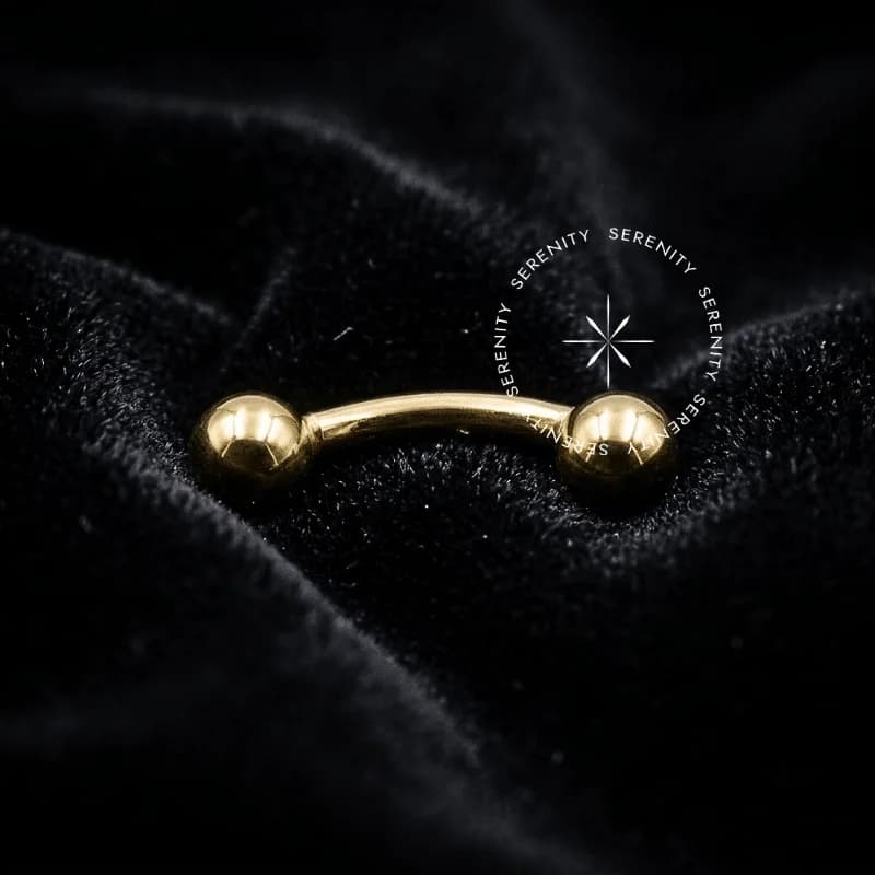 OR92 - Piercing Microbell Curvo Tradicional - Ouro 18K Maciço — foto 1