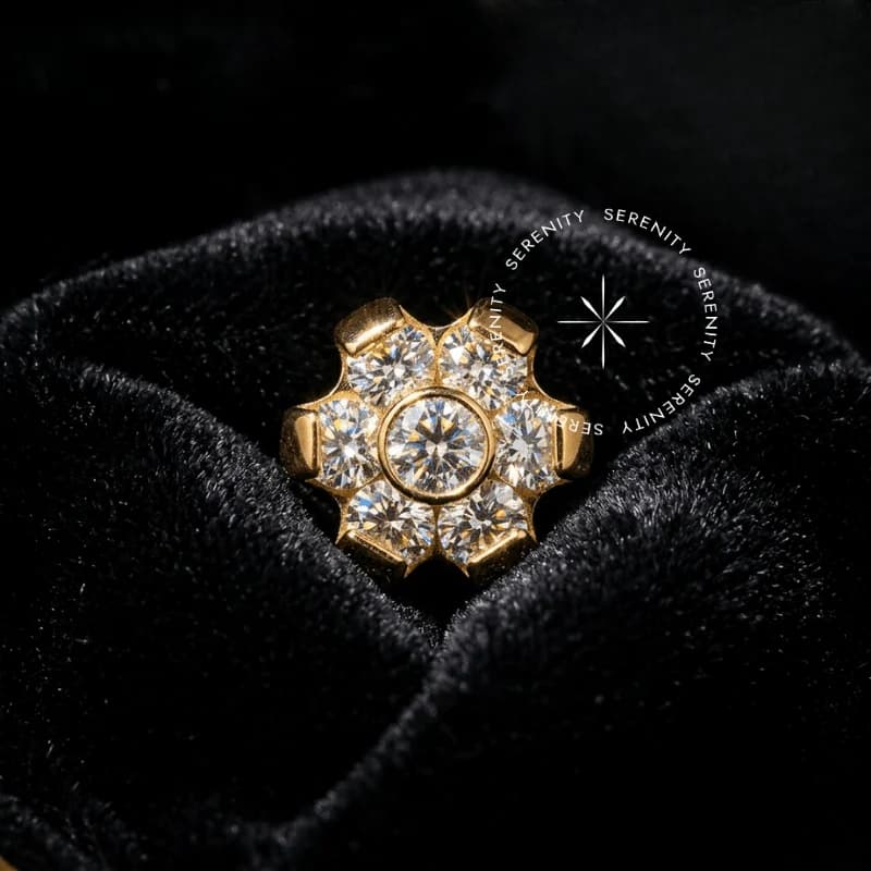 TN1920 - Topo Flor Miolo Zircônia Push Pin - Titânio Revestido de Ouro 18k — foto 1