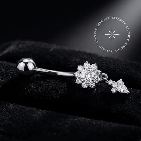 TN906 - Piercing Umbigo Flor Pingente Delicado - Titânio Grau Implante (ASTM F136)