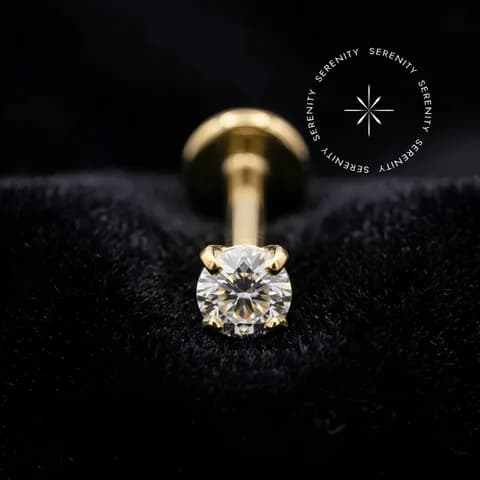 TN388 - Topo Ponto de Luz Zircônia Clássico Push Pin - Titânio Revestido de Ouro 18k