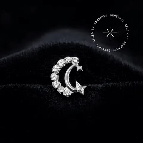 TN1019 - Topo Lua com Estrelas Cravejado - Titânio Grau Implante (ASTM F136)