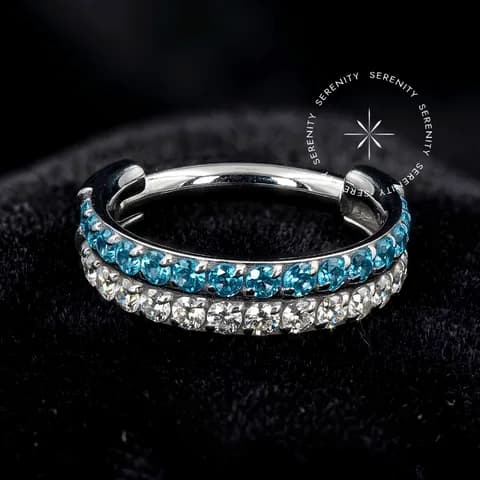 TN578 - Argola Segmento Cravejado Duplo Cristal Azul - Titânio Grau Implante (ASTM F136)
