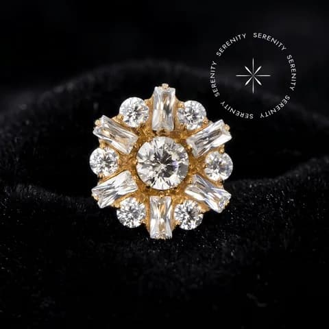 TN2257 - Topo Margarida Baguetes e CZ - Titânio Revestido de Ouro 18k