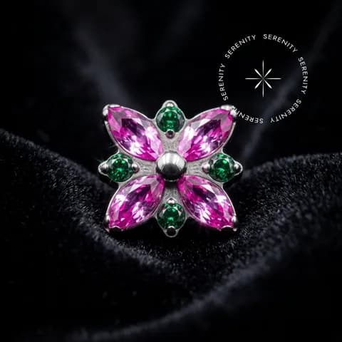 TN525 - Topo Cravejado Flor Lótus Quadrada - Titânio Grau Implante (ASTM F136)