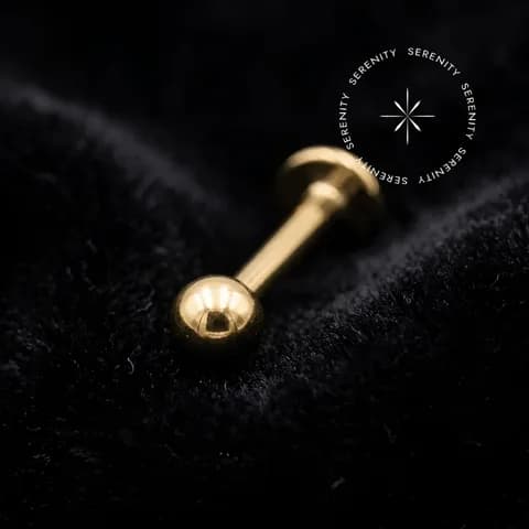TN563 - Labret com Esfera Frontal - Titânio Revestido de Ouro 18k