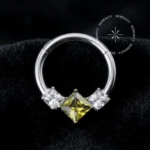 TN1974 - Argola Clicker Frontal Zircônia Dark Peridot - Titânio Grau Implante (ASTM F136)