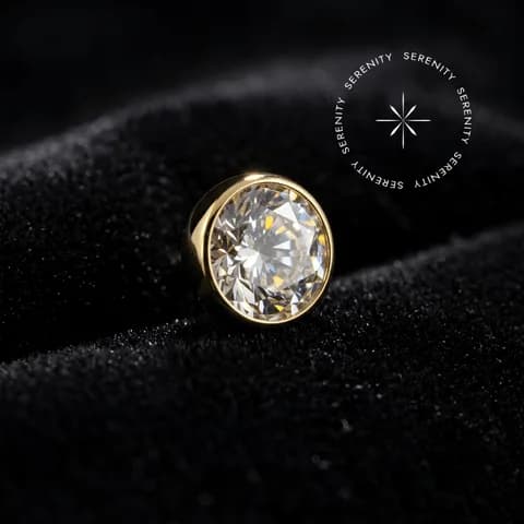 TN700 - Topo Redondo Cravejado Flat - Titânio Revestido de Ouro 18k