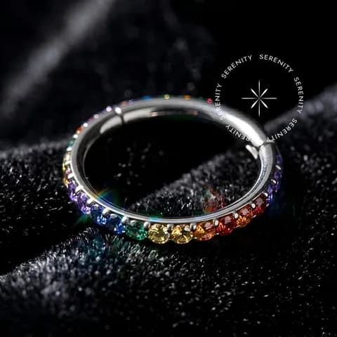 TN60 - Argola Segmento Cravejado Rainbow - Titânio Grau Implante (ASTM F136)