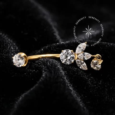 TN1331 - Piercing Umbigo 3 Pétalas com Pingente - Titânio Revestido de Ouro 18k
