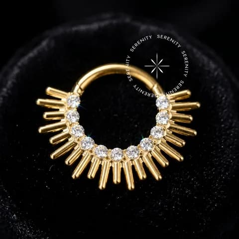 TN1070 - Argola Frontal Raios - Titânio Revestido de Ouro 18k