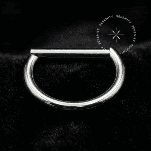 Piercing Argola D-Ring Clicker em Titânio Argola D-ring Fina Titânio lisa fecho clicker Serenity Piercings aba nasal