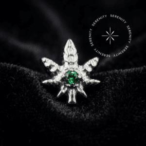 Piercing Topo Cannabis Cravejado em Titânio