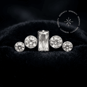 Piercing Topo Cluster Baguete em Titânio