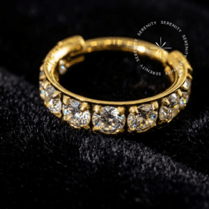 Piercing Argola Cravejada Frontal em Titânio
