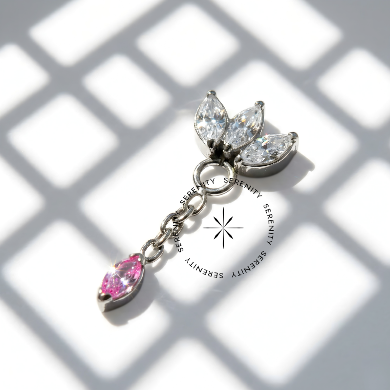 TN732 Piercing Topo 3 Navetes Pingente Zircônia Titânio ASTM F136