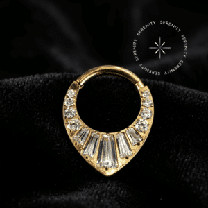 Piercing Argola Cravejada Chevron em Titânio