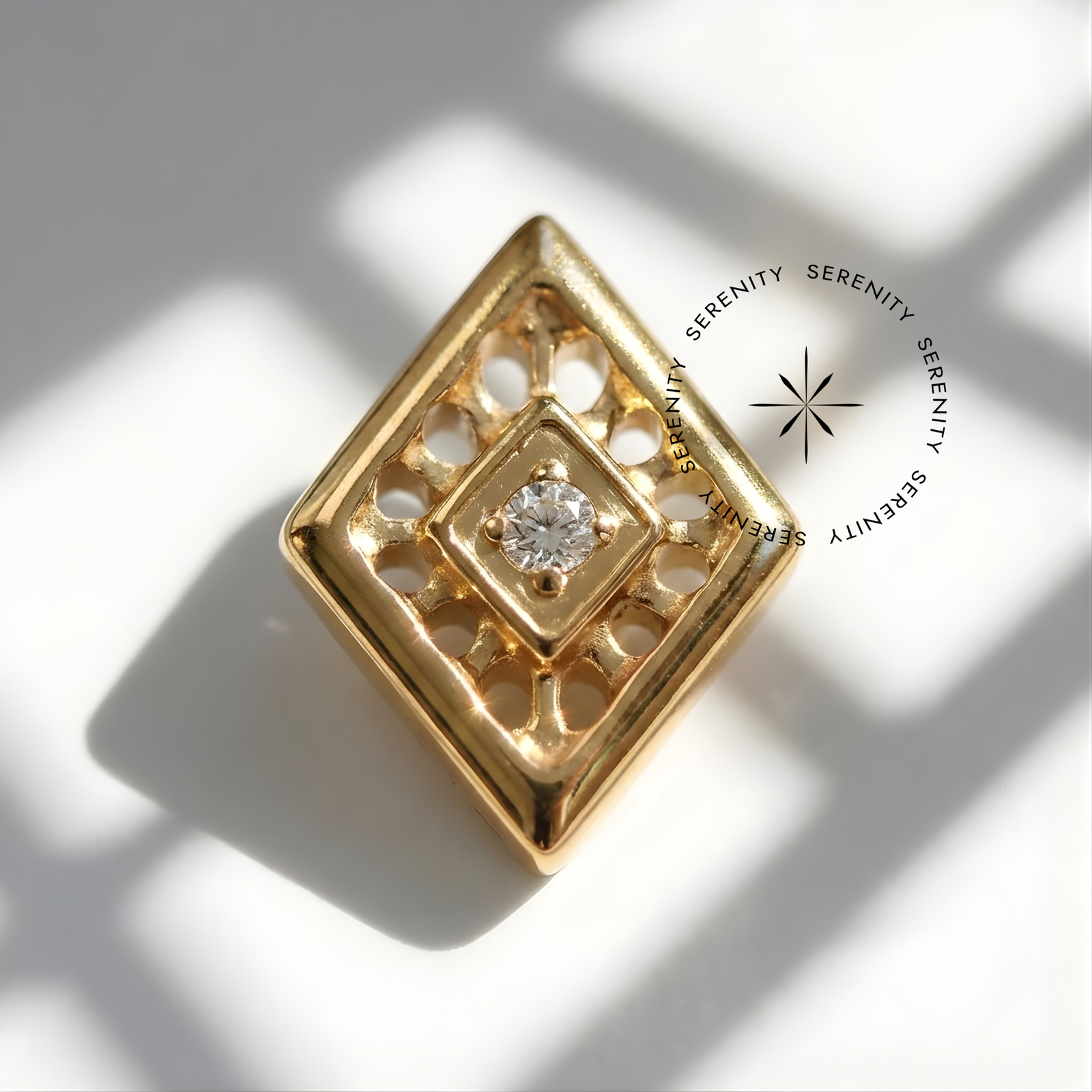 Piercing Topo Losango Inca Zircônia Titânio e Ouro 18k