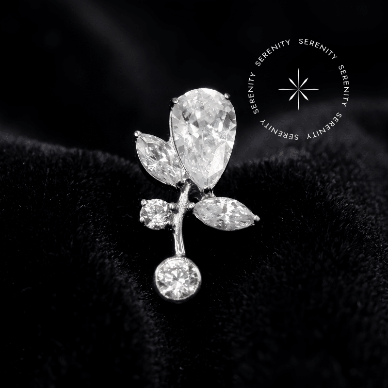 Piercing Topo Flor Gota em Titânio