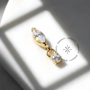 Piercing Topo Navete Vertical com Pingente Titânio e Ouro 18k