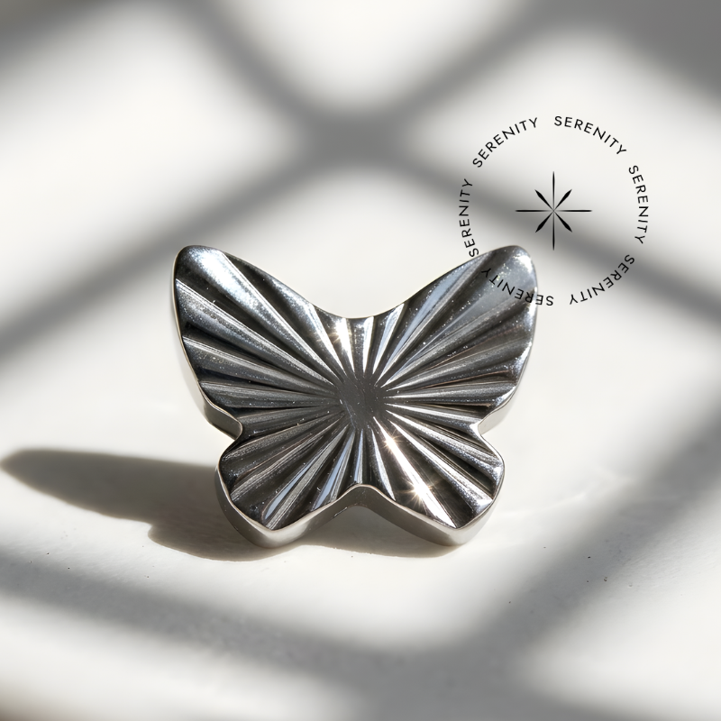 TN491 Piercing Topo Borboleta Textura de Linhas Titânio ASTM F136