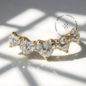 Piercing Topo Cluster Corações Cravejados Titânio e Ouro 18k