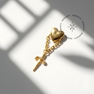 Piercing Topo Coração com Pingente Espada Titânio e Ouro 18k