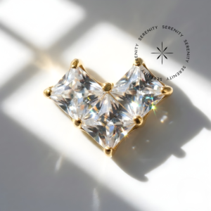 Piercing Topo Coração Zircônias Quadradas Titânio e Ouro 18k