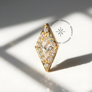 Piercing Topo Diamond Cravejado Zircônias Titânio e Ouro 18k