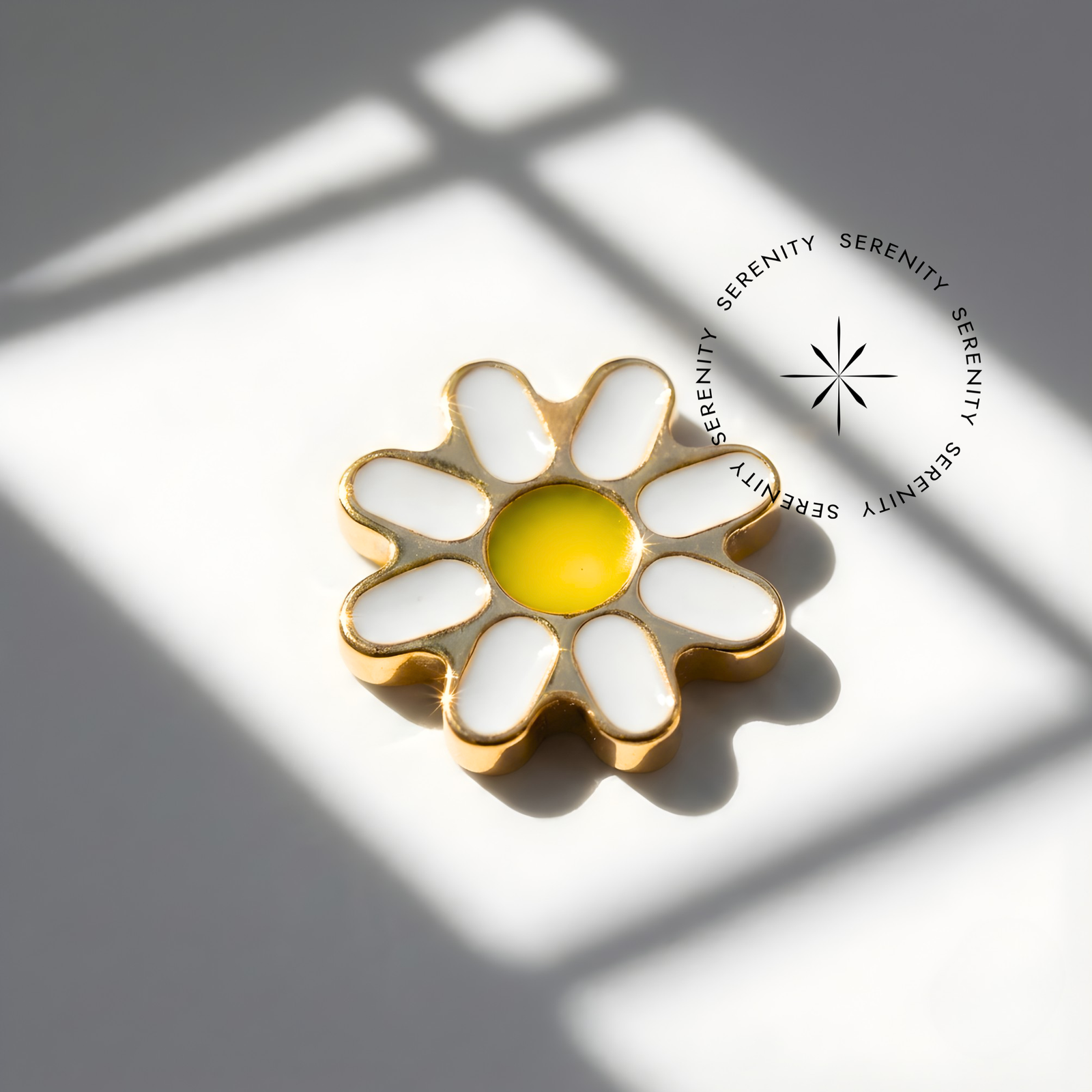 Piercing Topo Margarida Resinada Titânio e Ouro 18k