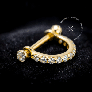 OR95 - Argola Haste Reta Cravejada - Ouro 18K Maciço
