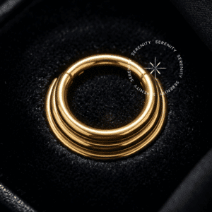 Argola frontal multi-ball titânio revestido de ouro 18k com fileira de micro-esferas para perfurações de septo e daith.