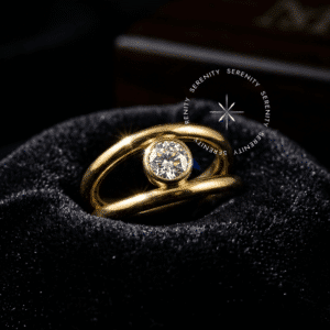 Argola dupla solitário titânio revestido de ouro 18k com design de fios paralelos e zircônia central suspensa para perfurações de septo e daith.